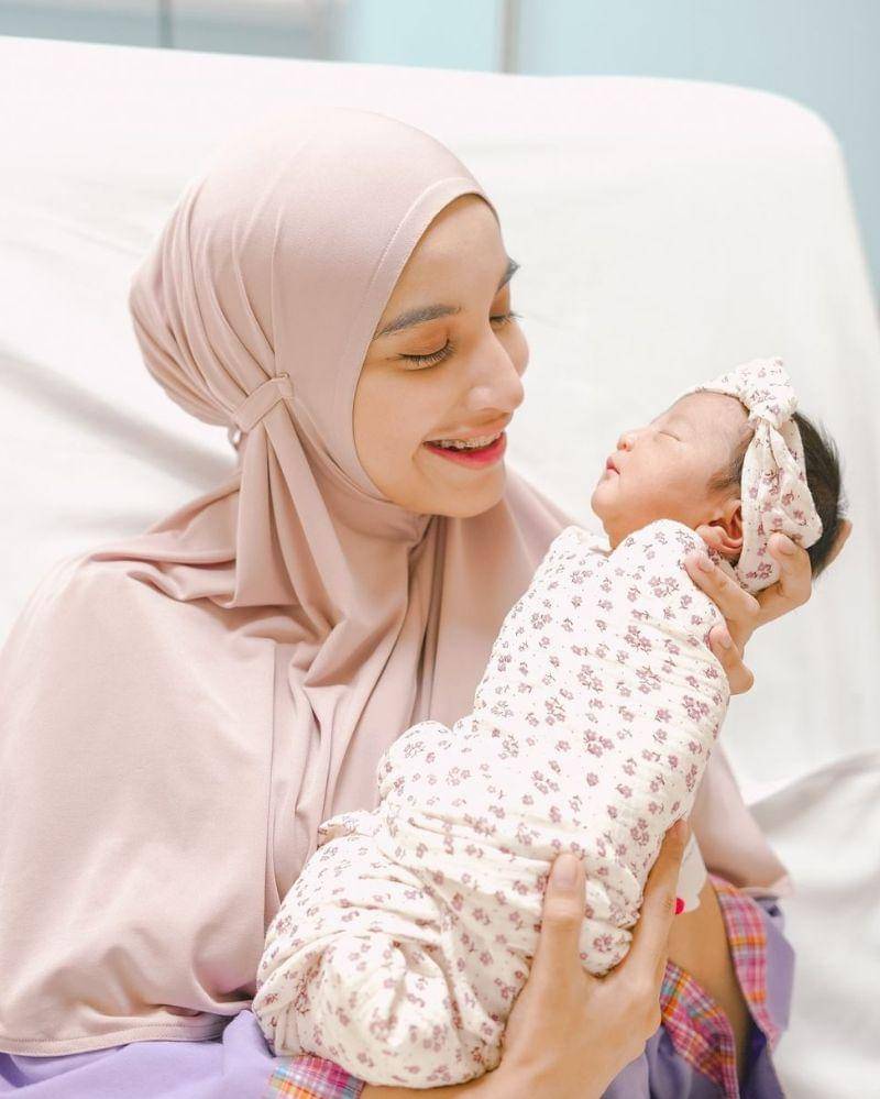 Instagram.com/cut.intannabila